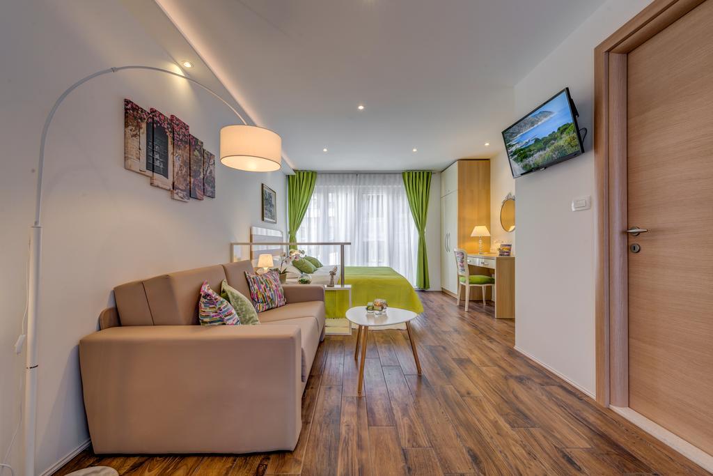 Room&studio Apartment Just Enjoy Split Buitenkant foto