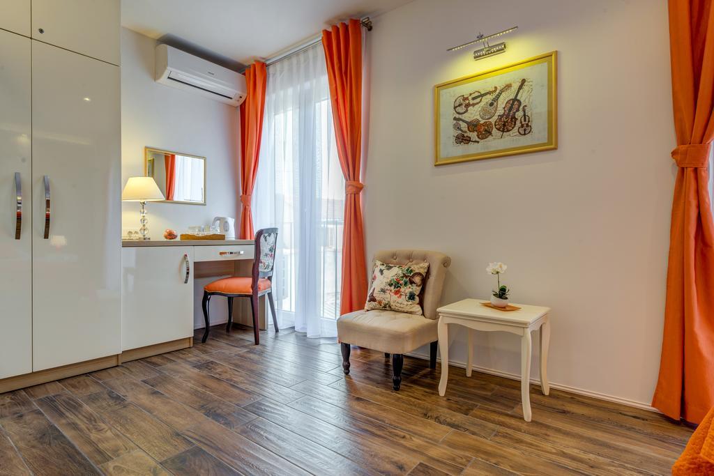 Room&studio Apartment Just Enjoy Split Buitenkant foto